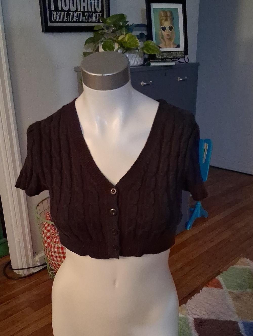 Crop Cable-Knit Short Sleeved Cardigan Cardigan Sweater, Small